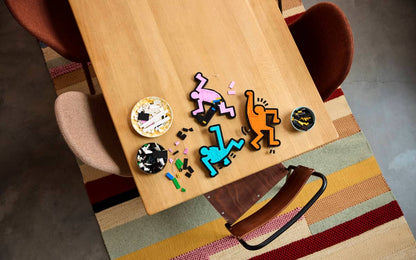 Keith Haring – Dancing Figures